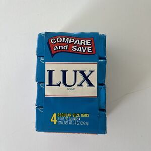 LUX Bar Soap 4 Pack Bath Size Bars 3.5oz VTG 80s - 90s New Old Stock Movie Prop